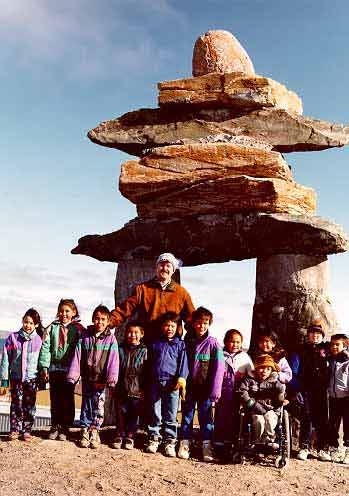 C'est Bill à Iqaluit. (inukshuk.ca)